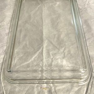 Vintage Pyrex lid. Excellent condition - labeled 550